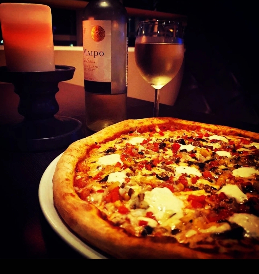 Pizza från Pizzeria Pub 12:an